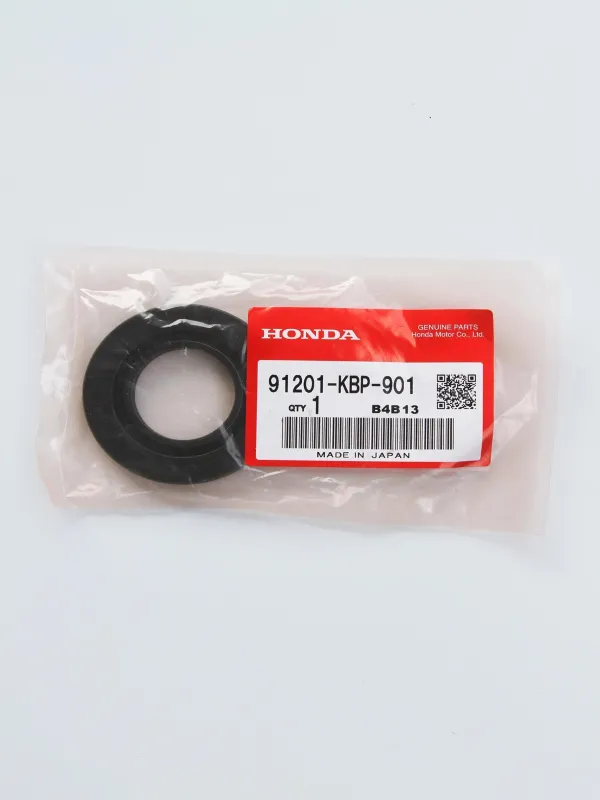 Crankshaft oil seal Honda Nova Dash genuine Honda part