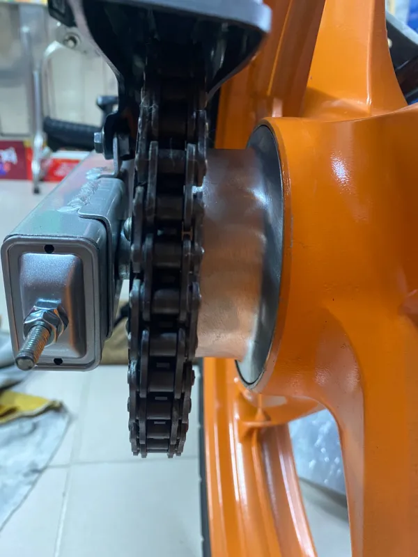 Nova Dash 2001 Xanh Trắng Cam sử dụng mâm sao biển