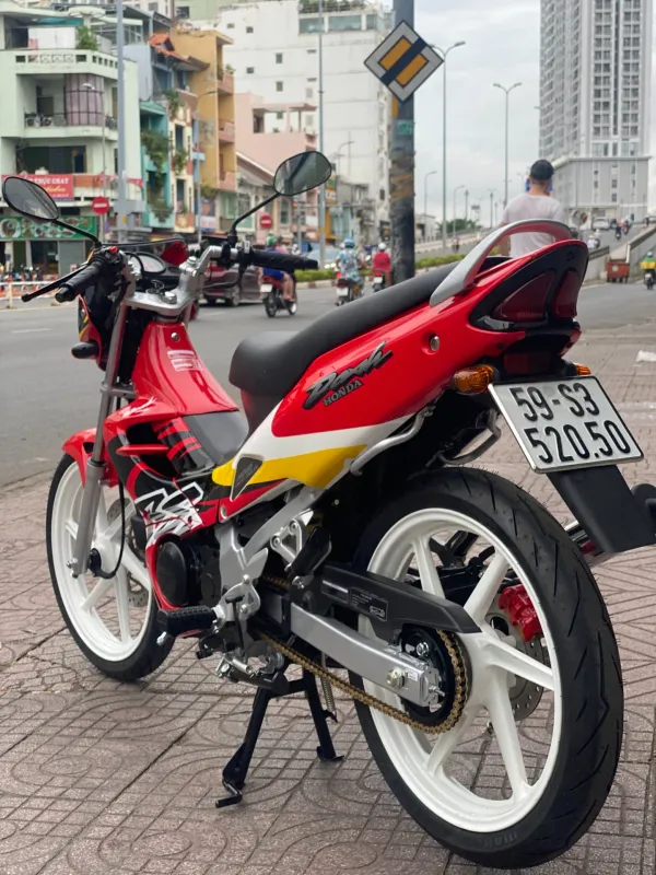 Nova Dash 1998 dành cho người đam mê xe 2 thì