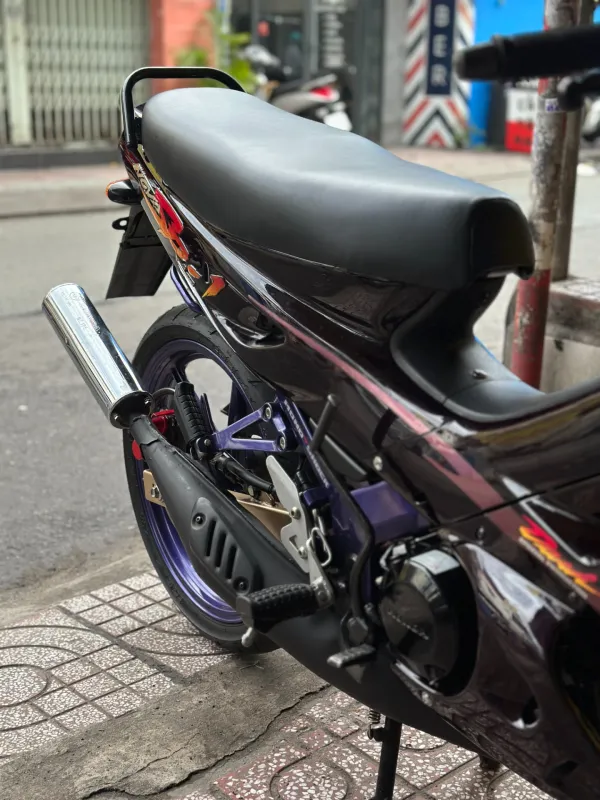 Nova Dash 1995 SP1 nguyên bản, nhìn ngang