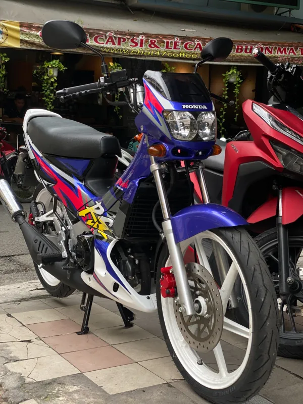 Đầu xe Nova Dash 1996 sau khi dọn lại