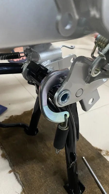 Pát chân chống Nova Dash 2001