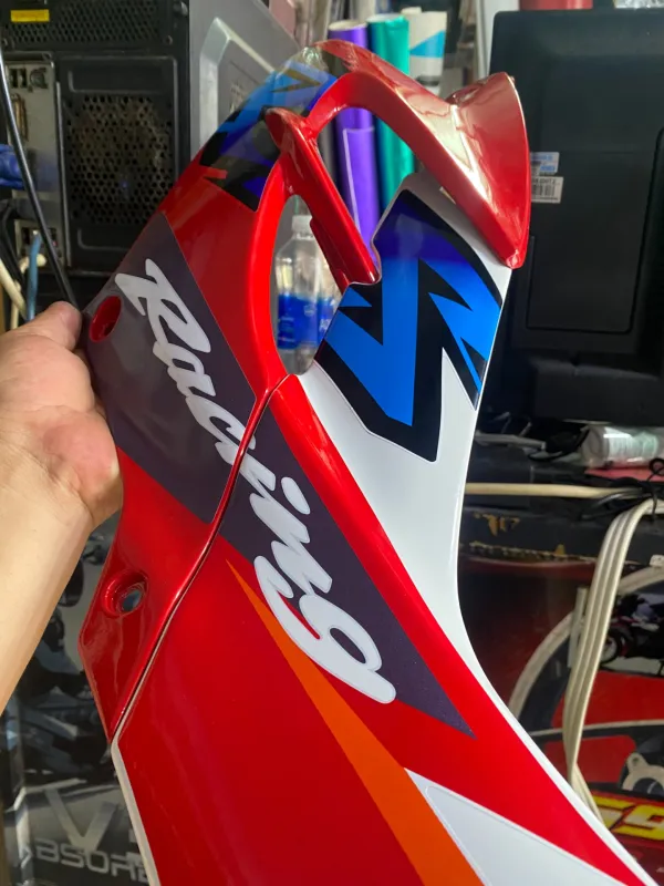 Áo đỏ tem Racing Nova Dash 2001