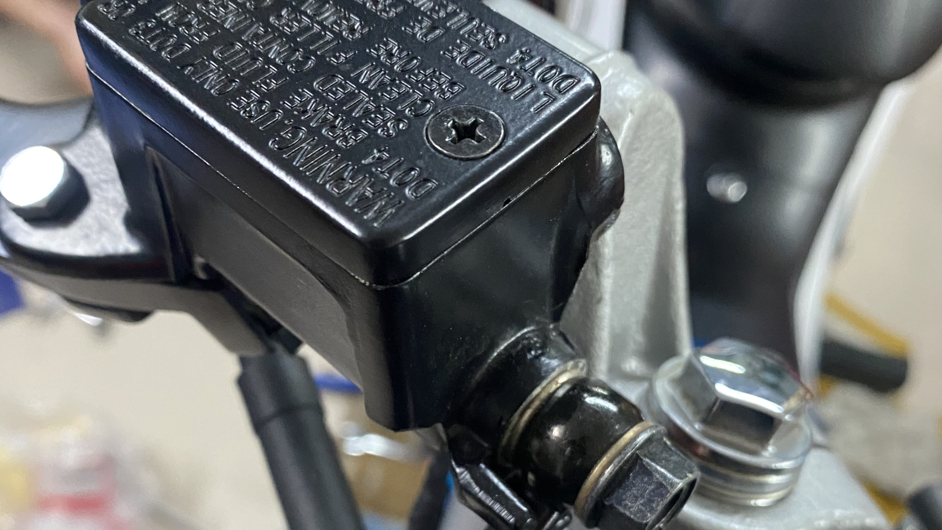 Tổng thắng Nova Dash: đo lòng, thay nguyên bộ piston và siết rắc co 34 N·m